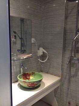 Lushang Tianjie Quick Hotel Jiujiang  Dış mekan fotoğraf